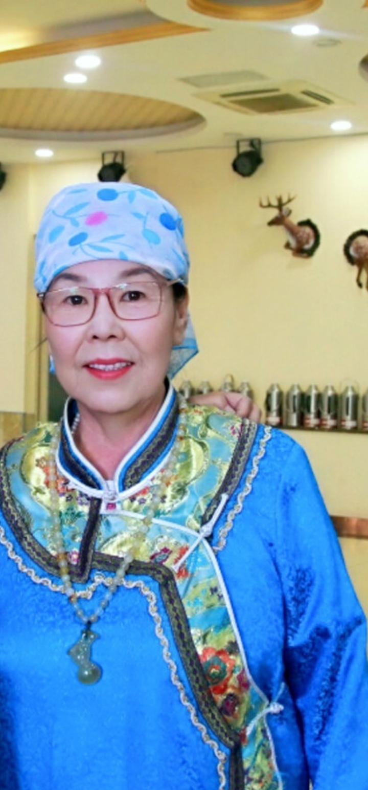 当代翰墨名家鄂能芳献礼建党100周年