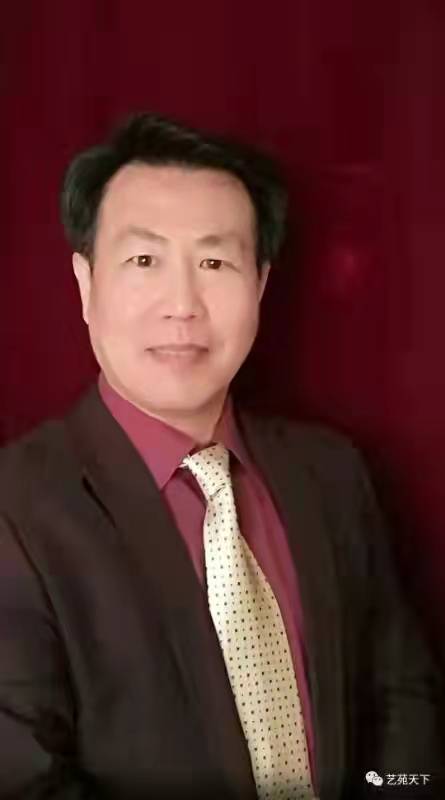 著名收藏艺术家嵇宏才